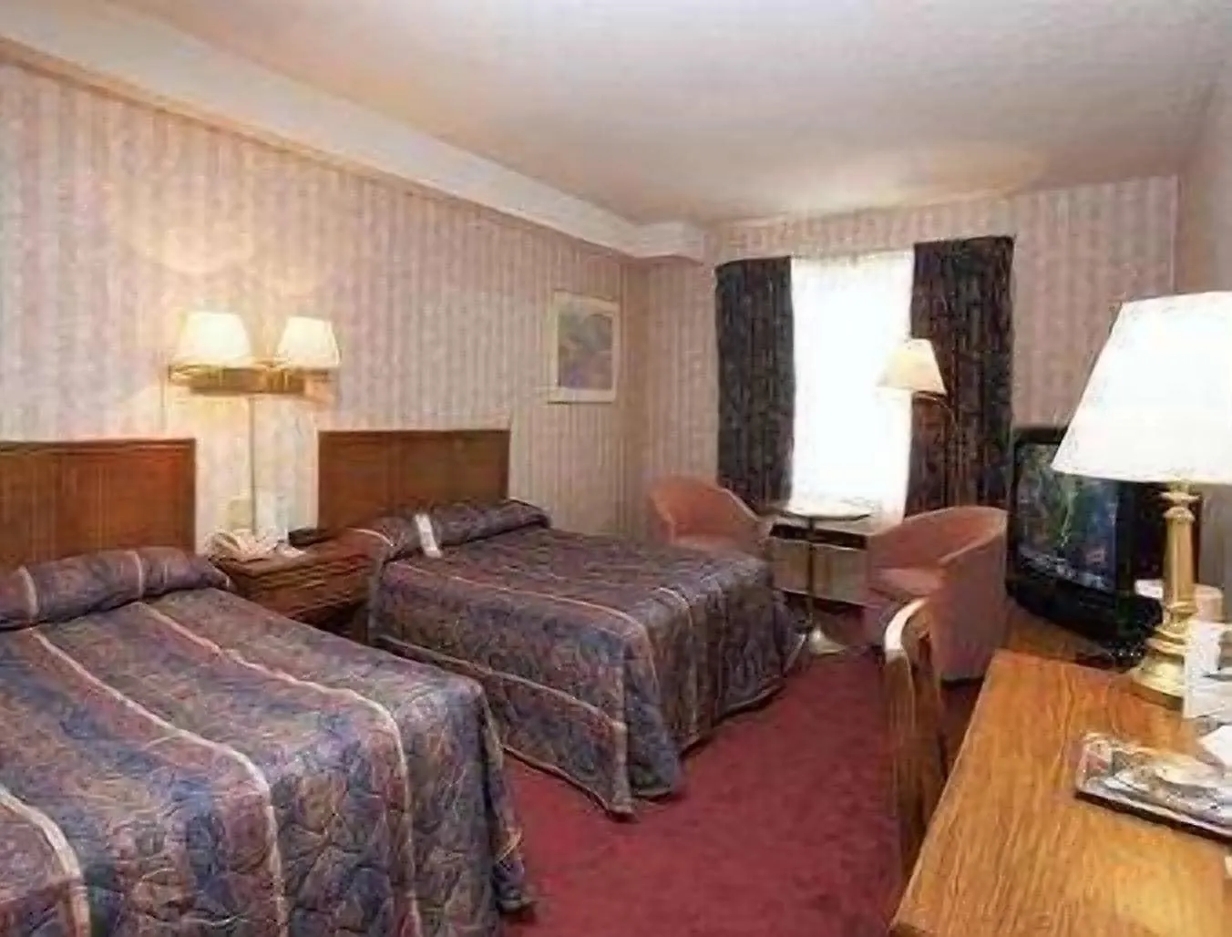 Hotel Travelodge By Wyndham Niagara Falls Lundys Lane